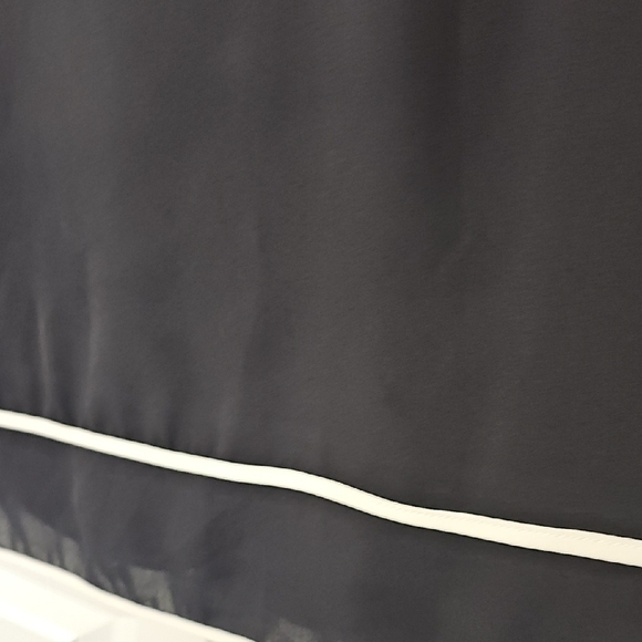 Worthington Black Sleeveless Blouse with White Trim - Picture 6 of 8